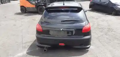 Здавання транспортного засобу peugeot 206 berlina 1.6 16v cat року 1998 потужний 