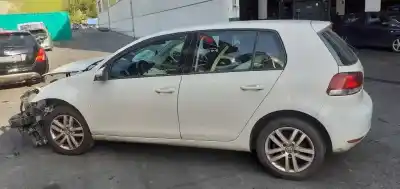 Здавання транспортного засобу volkswagen golf vi (5k1) advance року 2010 потужний cffb