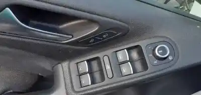 Здавання транспортного засобу volkswagen golf vi (5k1) advance року 2010 потужний cffb