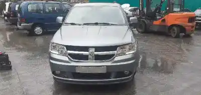 Veículo de Sucata dodge journey se do ano 2010 alimentado bwd