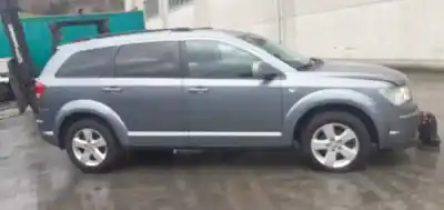 Veículo de Sucata dodge journey se do ano 2010 alimentado bwd