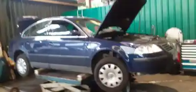Hurda Aracı VOLKSWAGEN PASSAT BERLINA (3B3) 2.0 Yılın 2003 güçlü AZM