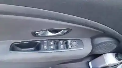 Здавання транспортного засобу renault fluence dynamique року 2011 потужний k9k836