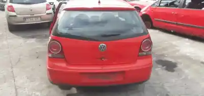 Veículo de Sucata volkswagen polo (9n3) 1.9 tdi 101 cv / 74 kw do ano 2006 alimentado axr
