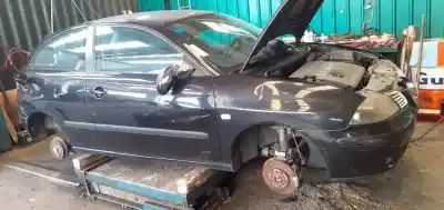 Veículo de Sucata seat ibiza iii (6l1) 1.4 16v do ano 2003 alimentado 