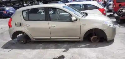 Veículo de Sucata dacia sandero ambiance do ano 2009 alimentado d4f732