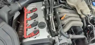 Здавання транспортного засобу audi a4 berlina (8e) 2.0 року 2002 потужний alt