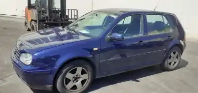 Vehículo de desguace VOLKSWAGEN GOLF IV BERLINA (1J1) Básico del año 1999 con motor AKL