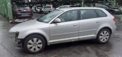 Sloopvoertuig audi a3 sportback (8p) 1.9 tdi van het jaar 2009 aangedreven bls