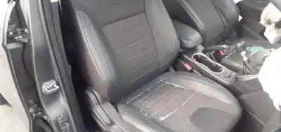 Здавання транспортного засобу ford                                               kuga (cbs)                                                                                                                                                                                                                                                 titanium року 2014 потужний 