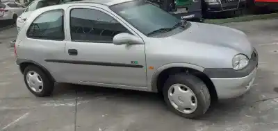 Здавання транспортного засобу opel corsa b 1.0 12v cat (x 10 xe / lw3) року 1997 потужний x10xe
