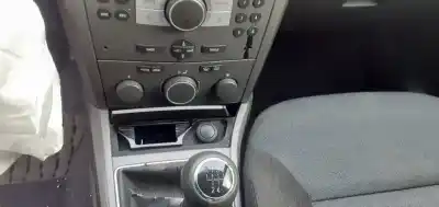 Hurda Aracı opel astra h berlina cosmo yılın 2004 güçlü z16xep