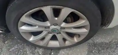 Sloopvoertuig skoda suberb (3t4) 2.0 tdi dpf van het jaar 2012 aangedreven cff