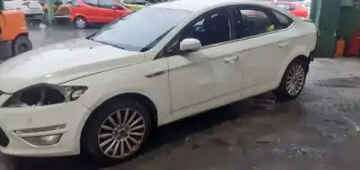 Sloopvoertuig ford mondeo berlina (ca2) limited edition van het jaar 2012 aangedreven 