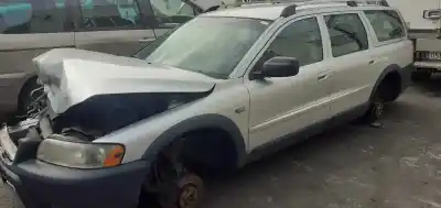 Scrapping Vehicle VOLVO XC70 2.4 Diesel CAT of the year 2005 powered D5244T