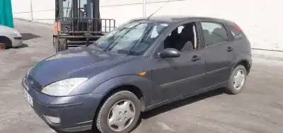 Veículo de Sucata FORD FOCUS BERLINA (CAK) 1.6 16V CAT do ano 2003 alimentado FYDB