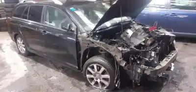 Veículo de Sucata TOYOTA AVENSIS (_T25_) 2.2 D-CAT (ADT251_) do ano 2005 alimentado 2AD