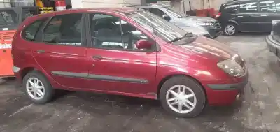 Veicolo di demolizione RENAULT SCÉNIC I MONOSPACE (JA0/1_, FA0_) 1.9 dTi (JA1U) dell'anno 2000 alimentato F9Q