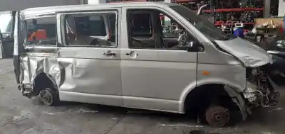 Здавання транспортного засобу VOLKSWAGEN T5 TRANSPORTER/FURGONETA 1.9 TDI CAT (AXB) року 2005 потужний AXB