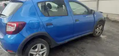 Scrapping Vehicle dacia sandero stepway of the year 2015 powered h4ba4