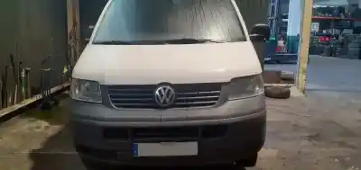 Verschrottungsfahrzeug VOLKSWAGEN T5 TRANSPORTER/FURGONETA Caja cerrada des Jahres 2005 angetrieben AXC