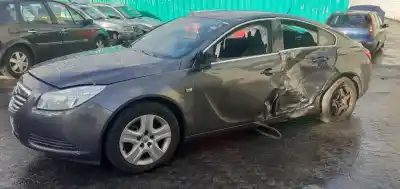 Verschrottungsfahrzeug OPEL INSIGNIA BERLINA Edition des Jahres 2011 angetrieben A20DTH