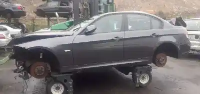 Vehicul casat bmw serie 3 berlina (e90) 330xd al anului 2006 alimentat m57306d3