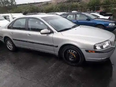 Véhicule à la ferraille volvo s80 berlina 2.4 (125kw) de l'année 2000 alimenté b5244s