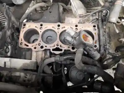 Scrapping Vehicle volkswagen t5 transporter/furgoneta caja cerrada of the year 2004 powered axb
