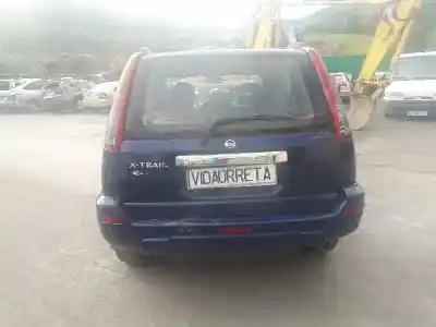 Véhicule à la ferraille nissan x-trail (t30) 2.2 16v turbodiesel cat de l'année 2002 alimenté yd22eti