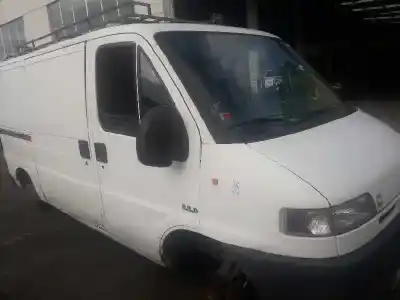 Veículo de Sucata citroen jumper caja cerrada (1) 2.5 diesel do ano 2000 alimentado t9a
