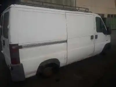 Veículo de Sucata citroen jumper caja cerrada (1) 2.5 diesel do ano 2000 alimentado t9a