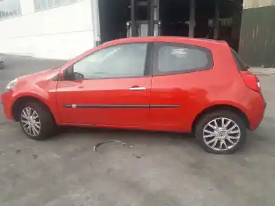 Veículo de Sucata renault clio iii confort dynamique do ano 2005 alimentado k9k764