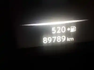 Veículo de Sucata nissan np300 pick-up (d23) tekna double cab 4x4 do ano 2017 alimentado ys23