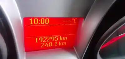 Veicolo di demolizione ford focus lim. (cb4) trend dell'anno 2009 alimentato 