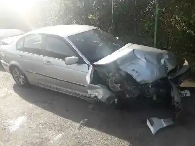 Veículo de Sucata BMW SERIE 3 BERLINA (E46) 320d do ano 2004 alimentado 