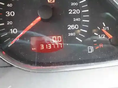 Veicolo di demolizione audi a6 berlina (4f2) 4.2 quattro dell'anno 2004 alimentato bat
