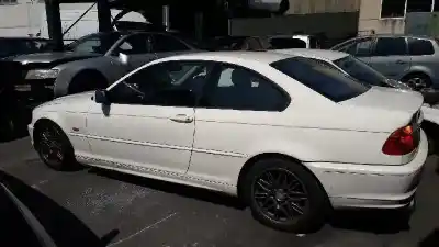 Sloopvoertuig bmw serie 3 coupe (e46) 318 ci van het jaar 2000 aangedreven 194e1