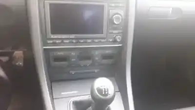 Утилизация автомобиля audi a4 berlina (8e) 2.0 tdi 16v (103kw) года 2007 питание bre