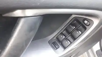 Véhicule à la ferraille subaru legacy familiar/outback b13 (bp) 2.0 r sw de l'année 2005 alimenté ej20