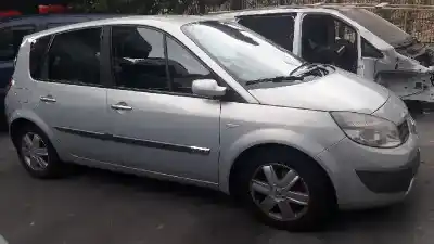 Veicolo di demolizione renault scenic ii 1.9 dci diesel 120 cv / 88 kw dell'anno 2003 alimentato f9q812