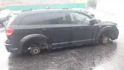 Veículo de Sucata dodge journey sxt do ano 2009 alimentado 