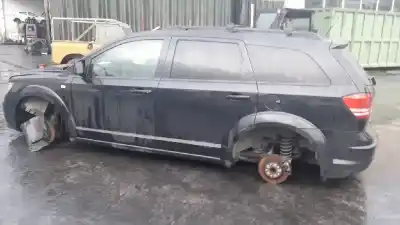 Veículo de Sucata dodge journey sxt do ano 2009 alimentado 