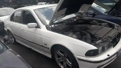 Veicolo di demolizione BMW SERIE 5 BERLINA (E39) 530d dell'anno 1999 alimentato 