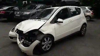 Здавання транспортного засобу MERCEDES-BENZ CLASE A (W169) A 180 CDI A-Edition року 2010 потужний OM640940