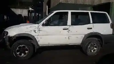 Здавання транспортного засобу nissan terrano/terrano.ii (r20) 2.7 turbodiesel року 2004 потужний td27ti