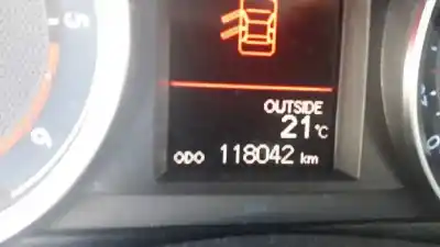 Здавання транспортного засобу toyota auris active року 2013 потужний 1nd