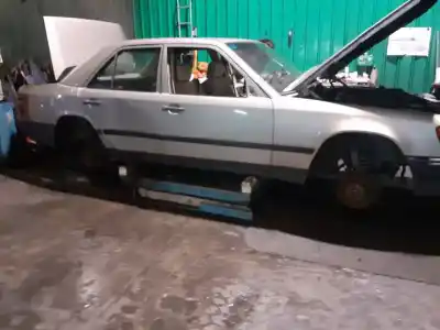 Здавання транспортного засобу mercedes-benz clase e (w124) berlina 3.0 cat року 1990 потужний 103985