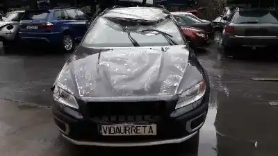 Scrapping Vehicle VOLVO XC70 Momentum AWD of the year 2010 powered D5244T10