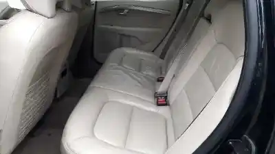 Veículo de Sucata volvo xc70 momentum awd do ano 2010 alimentado d5244t10